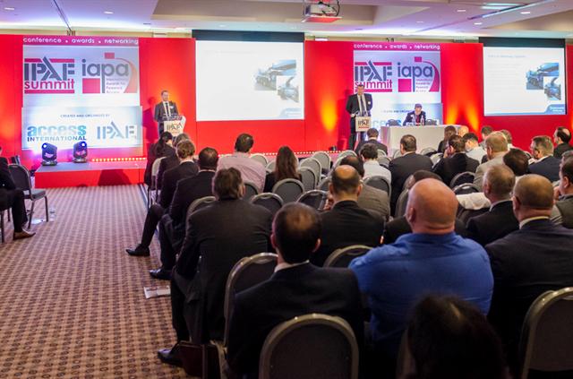 The 200-plus IPAF Summit attendees heard about the challenges of big booms this month in the UK.