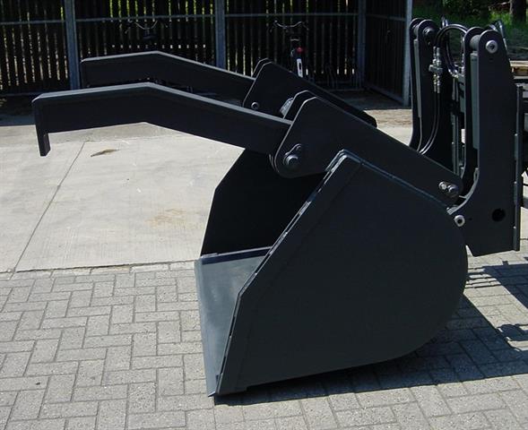 Heavy duty FEM mounted bucket with clamps for recycling/scrapyard.