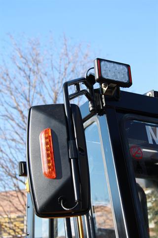 Full LED lighting is now standard.