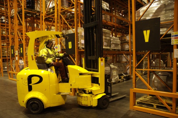 The Potter Group chose a high-bay very narrow aisle racking design served by Narrow Aisle Flexi articulated forklifts