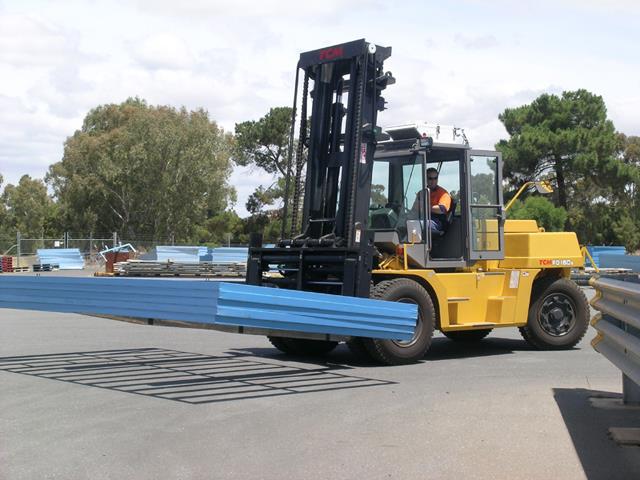 NTP Forklifts supplied MacServices with a 16-ton TCM diesel forklift.