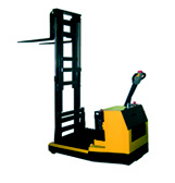 ROBUR SBC-R compact counterbalance reach truck
