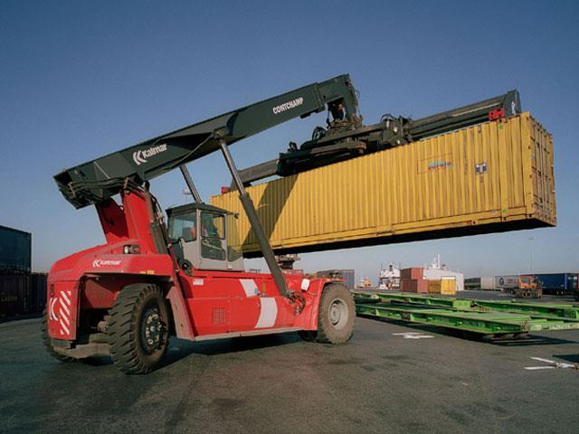The DRF 450-60S reach stacker ordered by Hind Terminals.