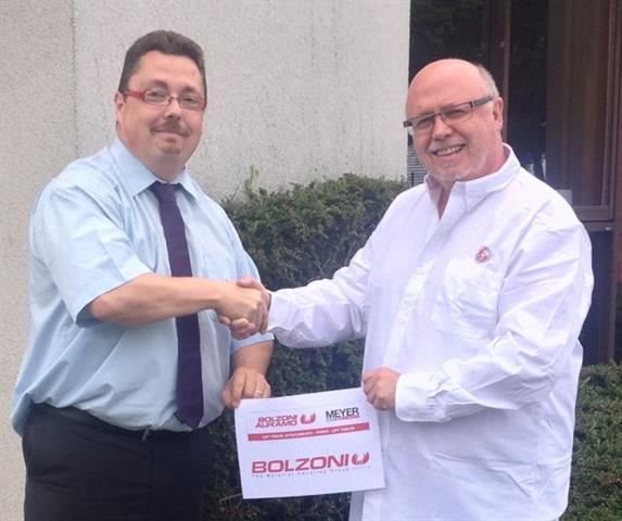 Bolzoni sarl managing director Raphaël Linet with Meyer sales director Didier Bebing.
