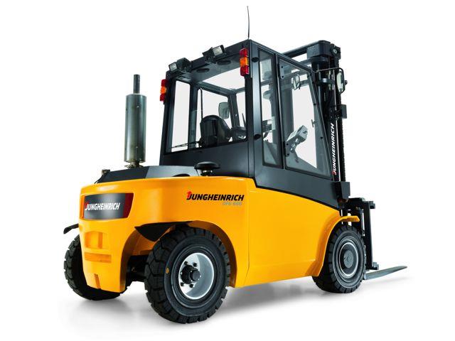 The Jungheinrich 6T capacity engine counterbalance truck