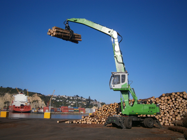 The 36 T Sennebogen 830M.