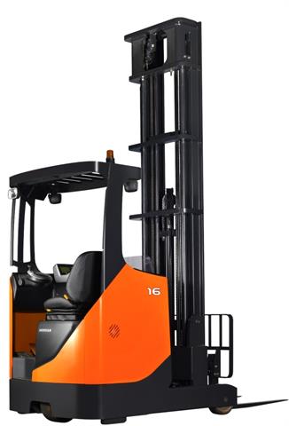 DOOSAN reach out at Logimat 2012