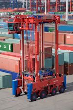 EUROGATE's fleet at the Hamburg terminal will have 55 straddle carriers.