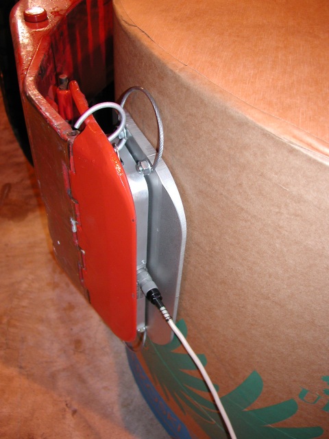Bolzoni Auramo's Test Pad - an electronic clamping force measuring device.