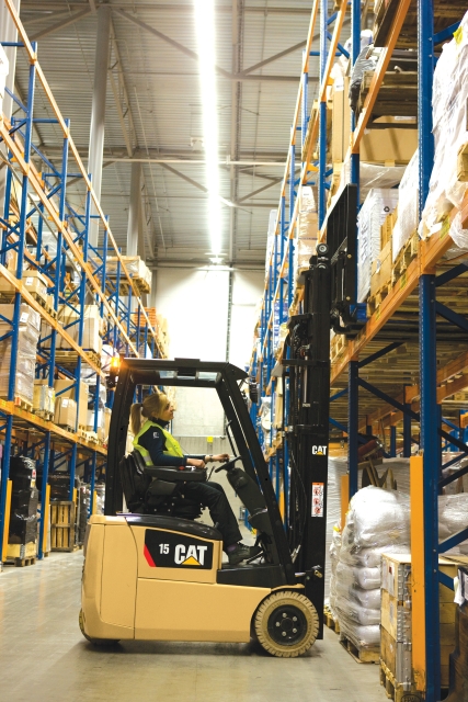 The Cat EP15PNT is perfect for working in confined spaces