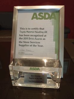 UK supermarket chain ASDA has recognised its supplier Toyota with an award.