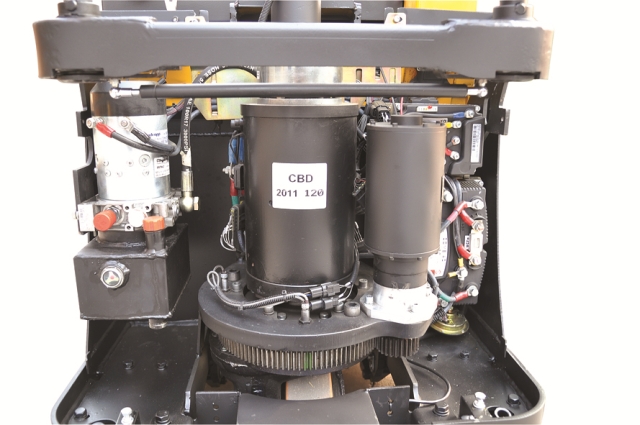 EPS system and Intergal Electric parts. Click for larger image.