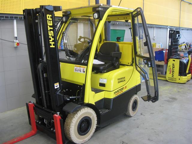 DFK polycarbonate cab on Hyster forklift