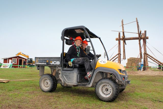 JCB Workmax UV at work in Rinkaby.