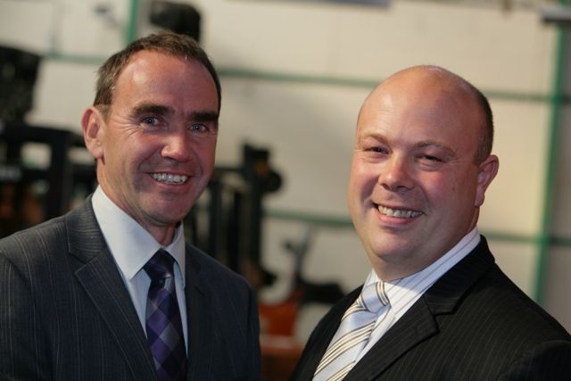 (L-R) Mike Dixon, managing director of FTD and Stephen Culham, sales director of FTD.