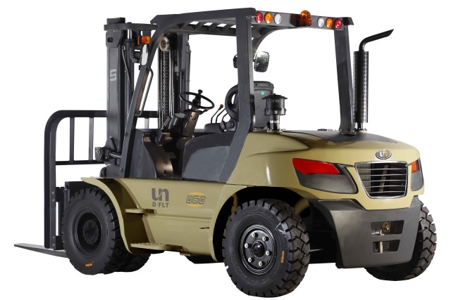 UN heavy duty diesel forklift