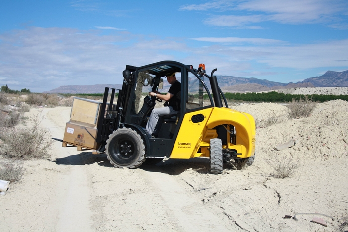 Bomaq compact rough-terrain forklift