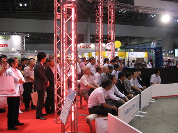 Visitors at TCM's stand at Logis-tech Tokyo 2010.