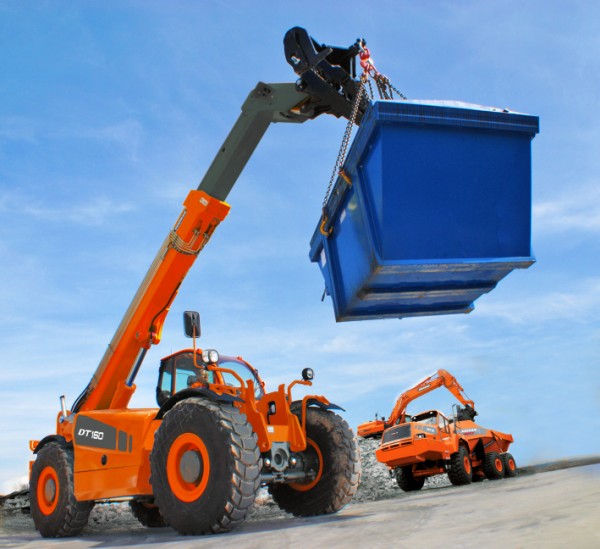 Doosan introduces high-capacity telehandlers.