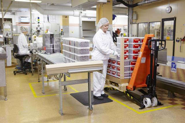 The BT Lifter H-series will be shown at CeMAT 2014.