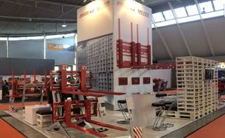 Meyer and Bolzoni Auramo showcased their newest products.