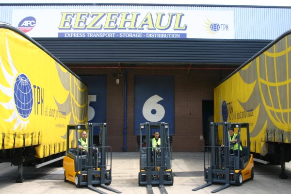 Jungheinrich UK Ltd provides Eezehaul's new facility with forklifts, racking and storage systems.