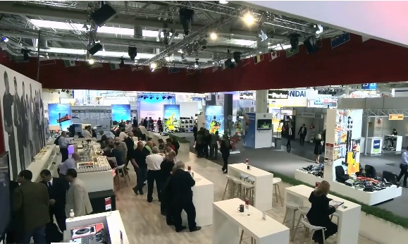 The biggest of TVH's 3 stands at CeMAT 2014, the indoor stand 025 L09 with a surface of 534 m²