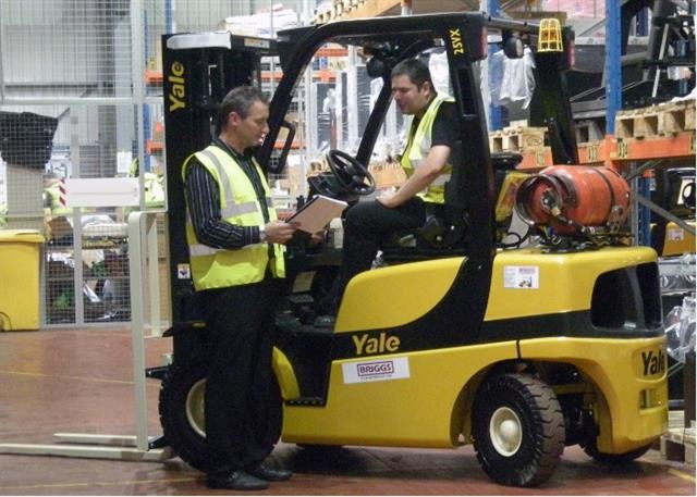 Forklift cages are designed to aid in access to high racking and storage areas, making it safe and easy to reach goods or equipment.