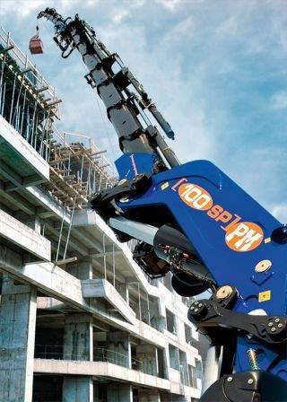 PM's compact heavy-duty 100SP crane