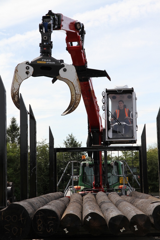Calders & Grandidge's trailer-mounted forestry cranes from Rushlift.