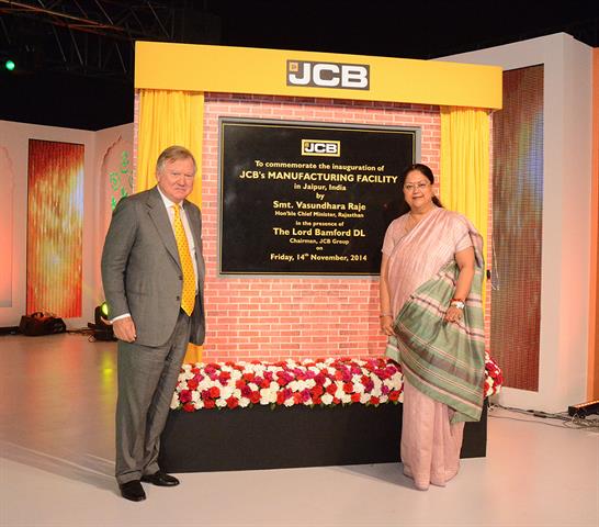 Lord Bamford pictured with Vasundhara Raje, the chief minister of Rajasthan at the official opening of JCB's two new plants.