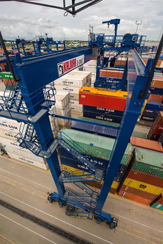 The E-One2 Kalmar RTG.