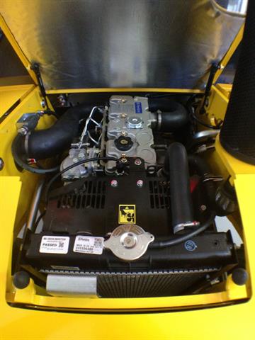 Easy engine access for ease of maintenance