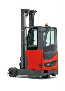 The new Linde reach truck can cope with uneven or wet surfaces.