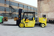 New FR Series 15/25 extendable counterweight liftruck introduced