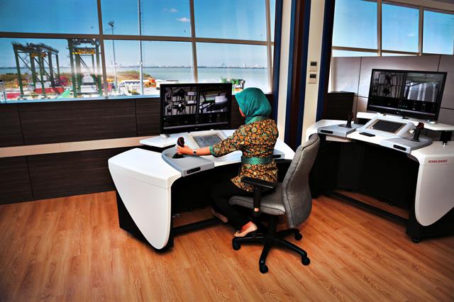 The remote operating station at Lamong Bay Terminal