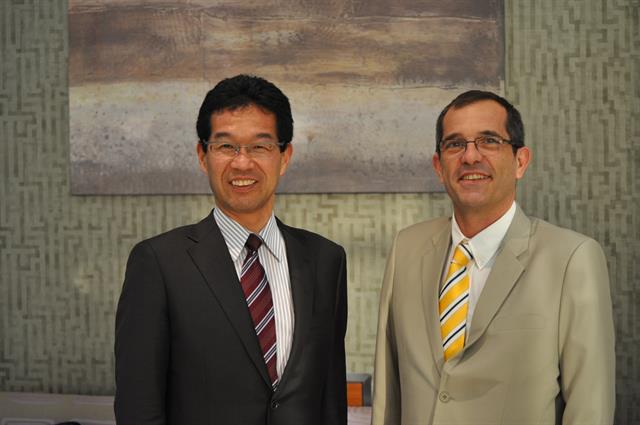Mr Yuichi Mano (right) and Mr Hervé Quatrhomme understand the importance of Middle East market.