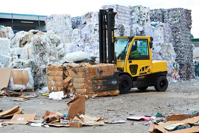 Hyster unveils truck for paper recyclers