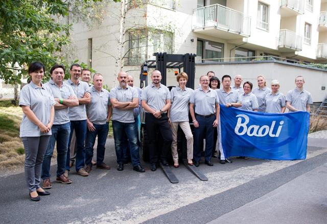 Service managers of European Baoli distributors shared their experience during the aftersales meeting in Prague.
