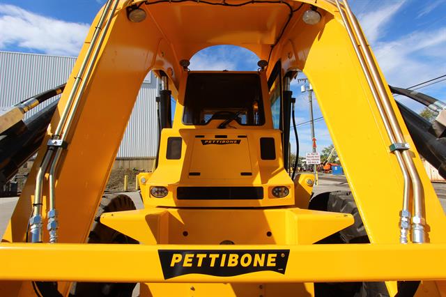 The Cary-Lift 154's improved controls mean greater speed and safety.