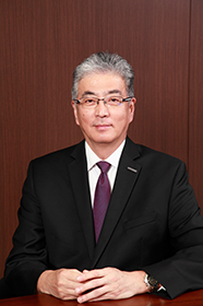 Akira 'Alex' Shiki explained the state of UniCarriers' global business