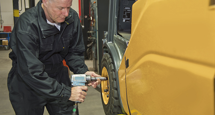 It is important to carry out daily or pre-shift inspections.