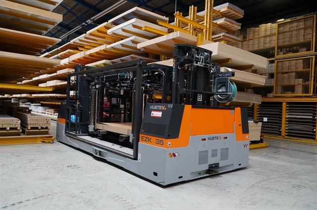 The HUBTEX EZK 35 (Series 2610) with vacuum-suction device