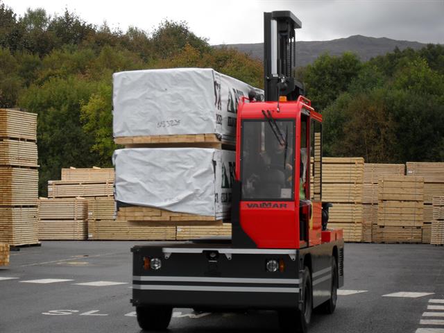 Valmar Handling: UK’s premier manufacturer of Sideloader products