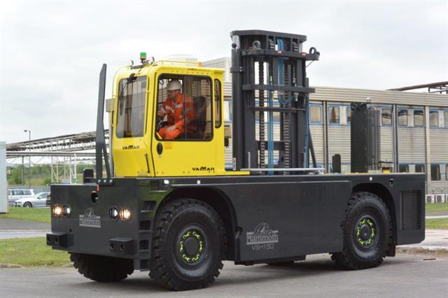 Valmar VSH180 - 18T sideloader working at Outokumpo steel refinery, Sheffield UK