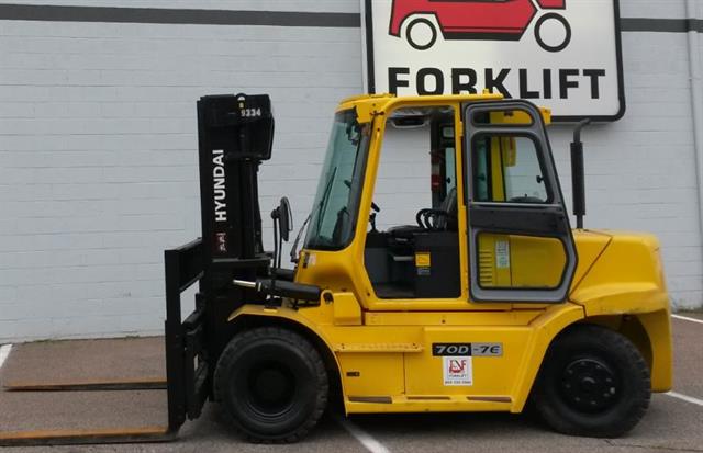 Virginia Forklifts donated use of a Hyundai forklift