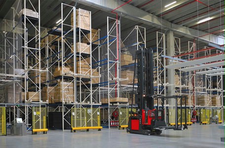 Linde's K Range high rack stackers are fully automatic and travel on wire along the aisles.