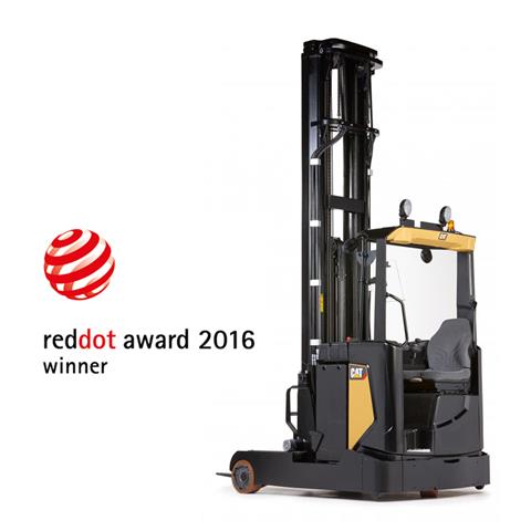 User-driven design scores another Red Dot Award win for Cat® Lift Trucks