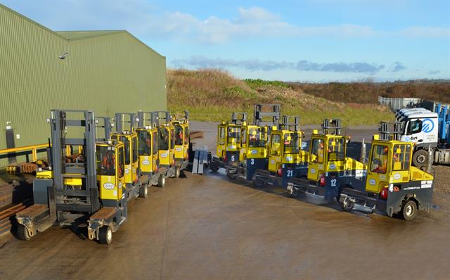 Loads don't come much longer, heavier or bulkier than those handled in the tubes and steel industries Luckily, the wide range of capacities and customised features of the Combilift range fit the bill.