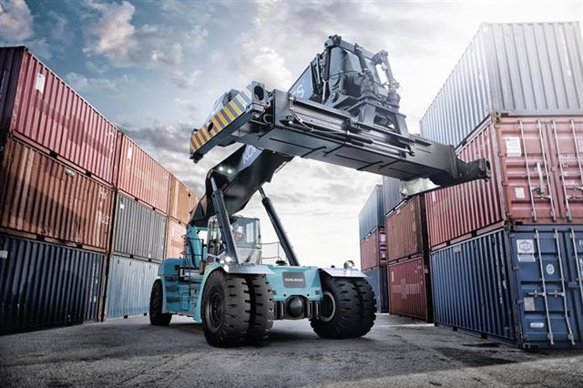 Impact has boosted its hire fleet with a Konecranes order.